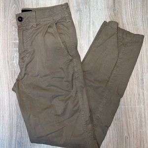 American eagle Khakis